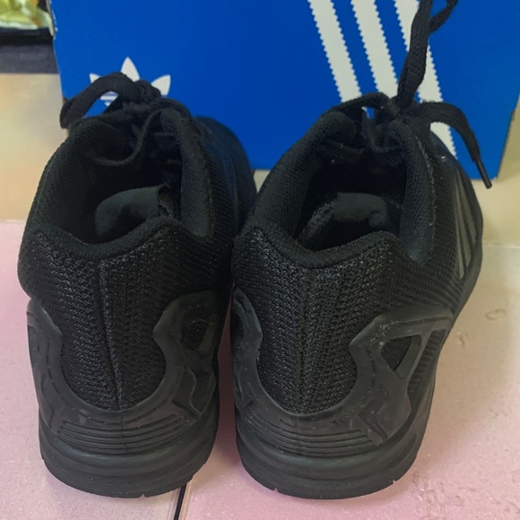 NWB Adidas ZX Flux - Picture 3 of 6